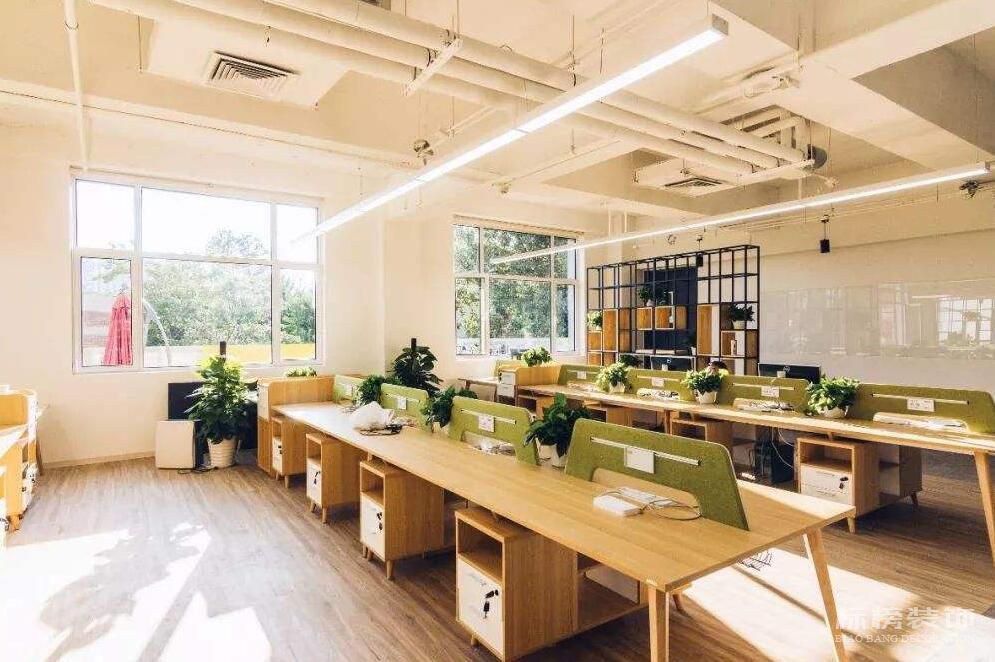 深圳辦公室裝修完成后如何進行保潔工作？