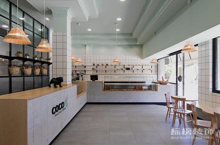 店鋪裝修：奶茶店如何裝修？5個(gè)技巧讓你生意興?。? /></div>
                </a>
                <i></i>
                <h4><em>12-11</em><span>2019</span></h4>
            </dt>
            <dd>
                <h5>
                    <a href=